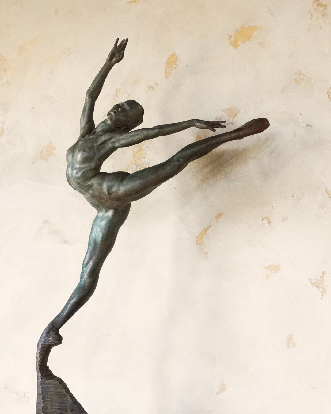 One of our ballerina sculptures in the tasting room represents the beauty of movement, balance, and expression, much like the art of winemaking itself. 

Every curve and detail captures grace in motion, creating a space where art, wine, and experience come together.

#MirafloresWinery