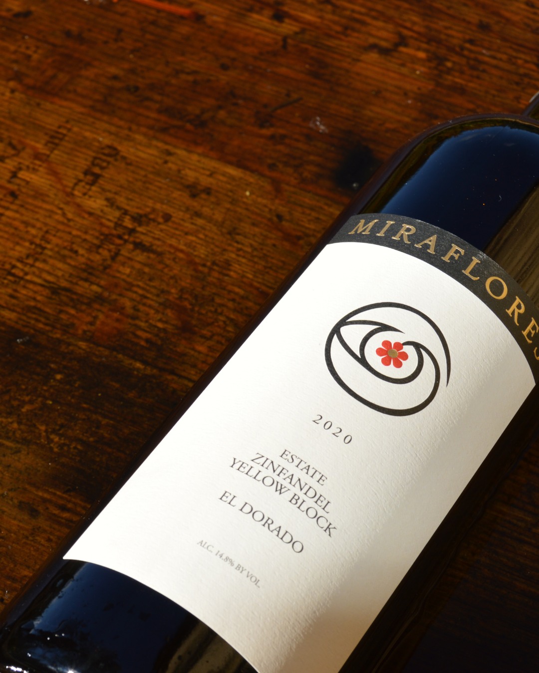 Rooted in the Sierra Foothills, our Estate Zinfandel from Yellow Block brings depth, warmth, and a true sense of place to the glass.

Have you tried this Miraflores vintage?

#MirafloresWinery #Zinfandel #EstateWine #ElDoradoWine #SierraFoothillsWine