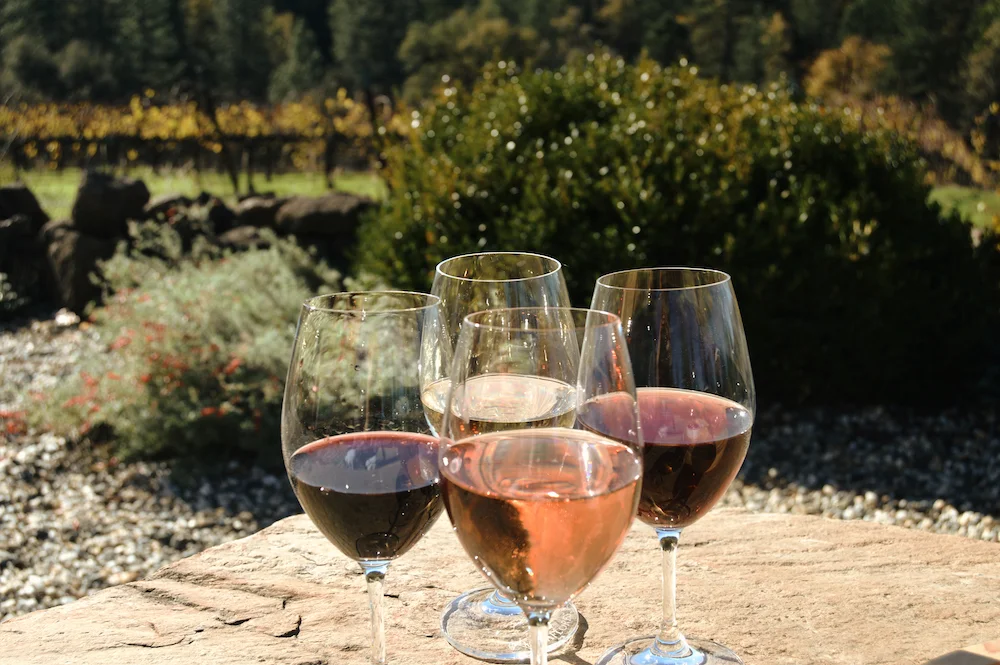 Outdoor Wine Tasting El Dorado County | Wine Tasting El Dorado County